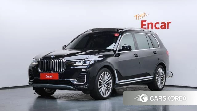 BMW X7 (G07) 2021 Черный из Кореи