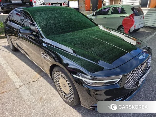 Genesis G90 2021 Черный из Кореи