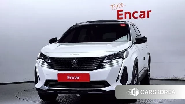 Peugeot 5008 second generation 2022 Белый из Кореи