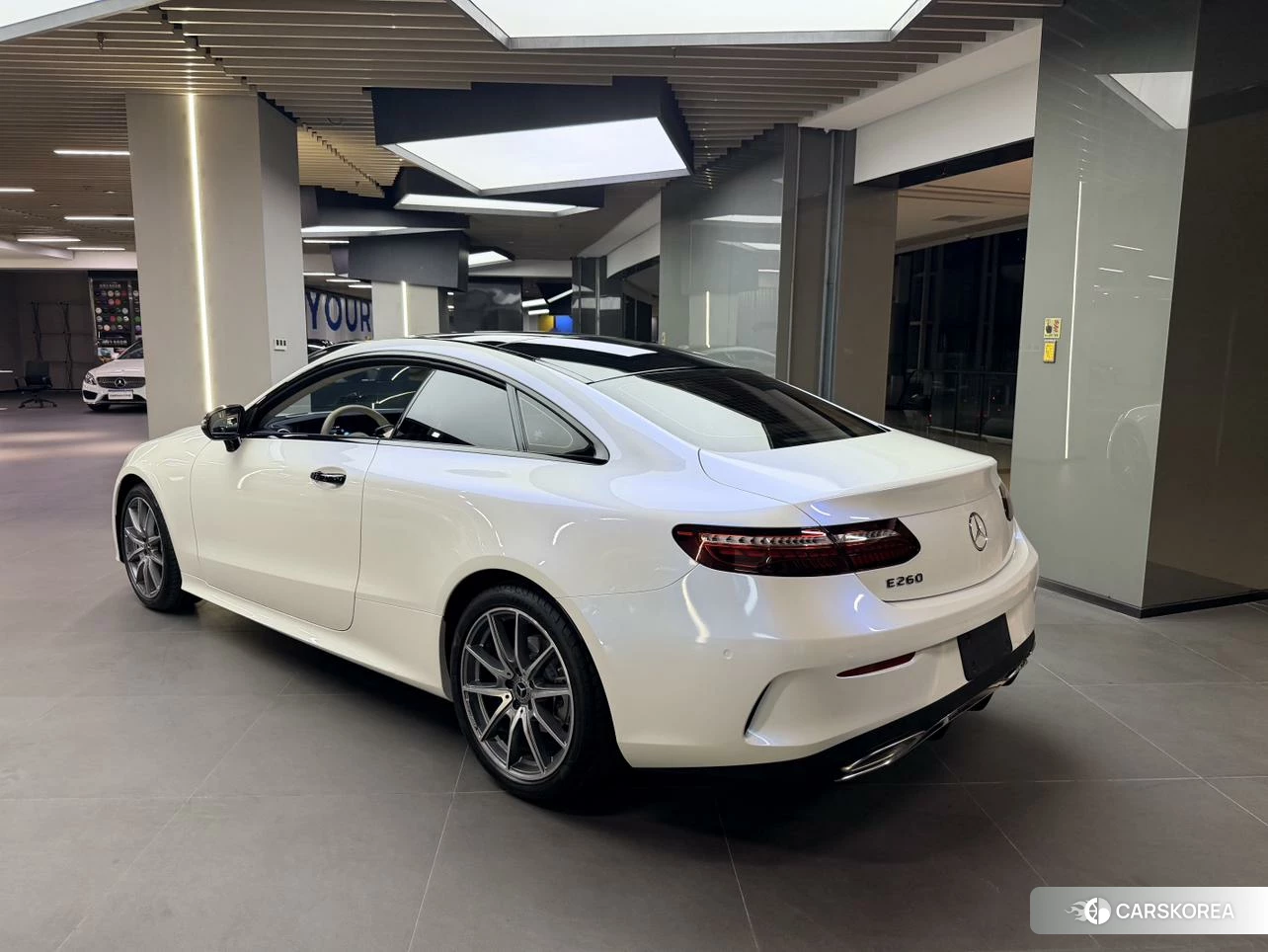 Mercedes-Benz E-class (imported) 2023 Белый из Китая