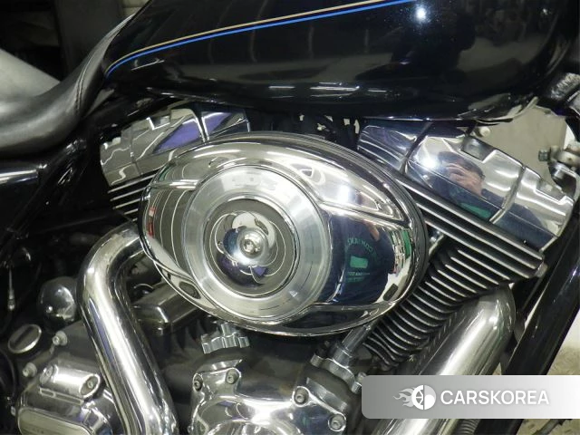 Engine photo