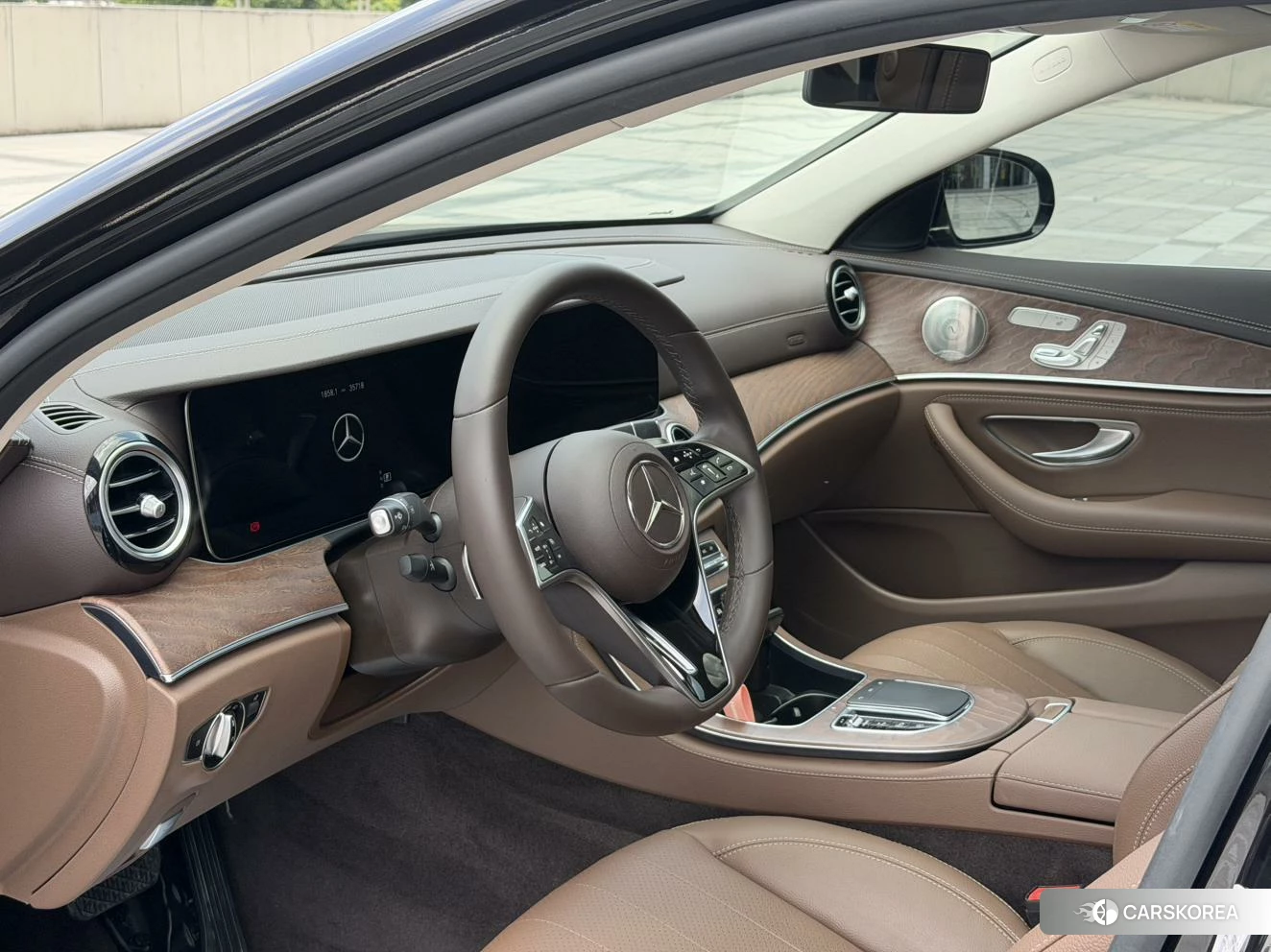 Mercedes-Benz E-class 2020 Черный из Китая