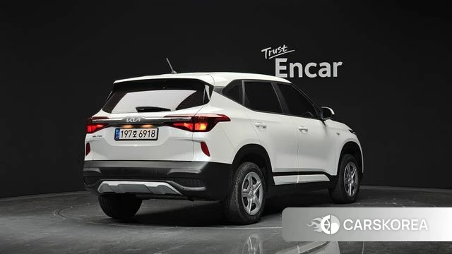 Kia Seltos 2022 Белый из Кореи
