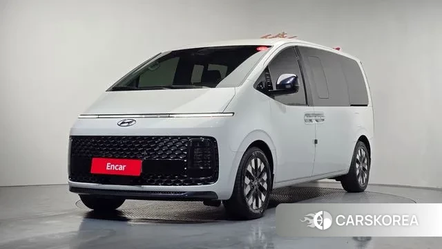Hyundai Staria 2022 Белый из Кореи