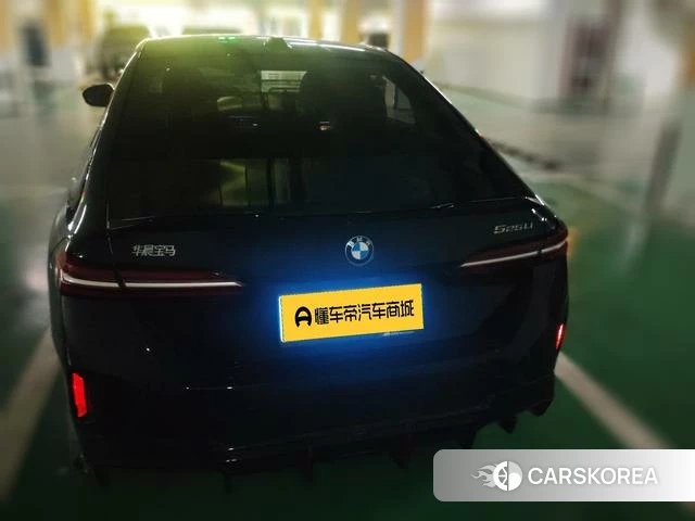 BMW 5 series 2024 Черный из Китая