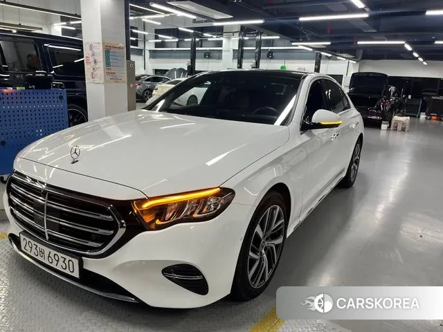 Mercedes-Benz E-Class W214 2024 Белый из Кореи