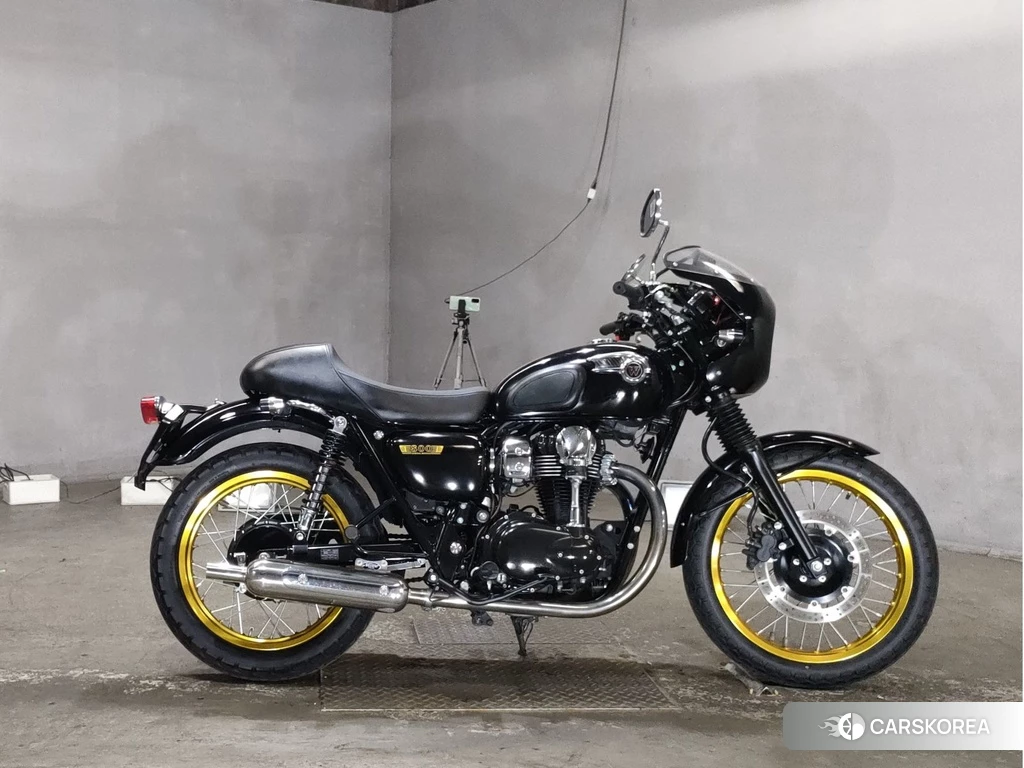 Проданный Kawasaki W800 2011 из Японии