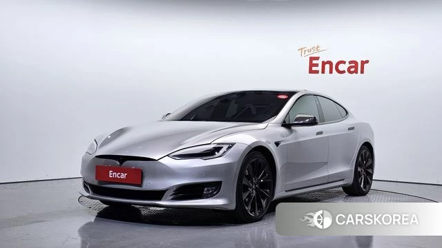 Tesla Model S 2019 Серебряный из Кореи