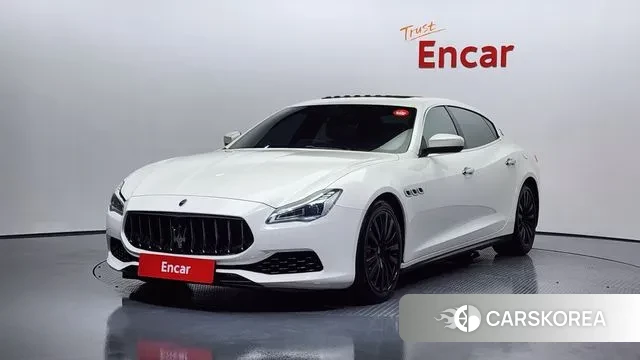 Maserati Quattroporte 2018 Белый из Кореи