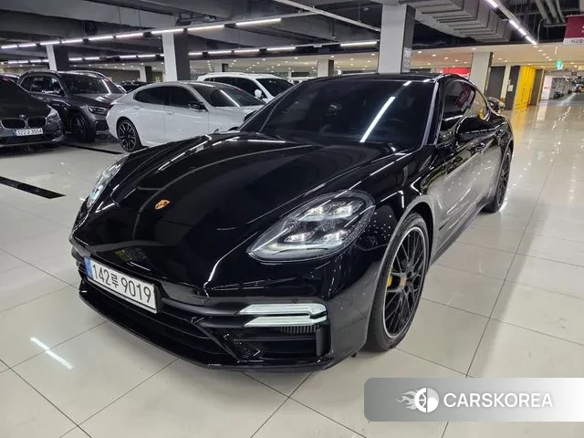 Porsche Panamera (971) 2021 Черный из Кореи