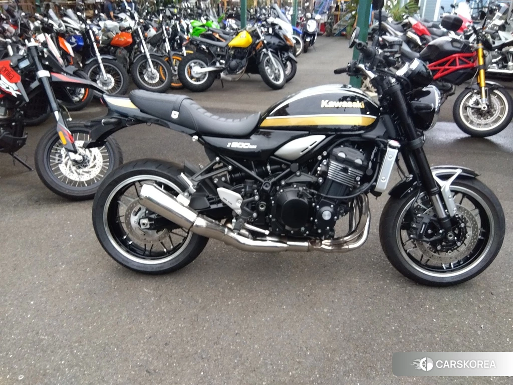 Проданный Kawasaki Z900RS 2023 из Японии