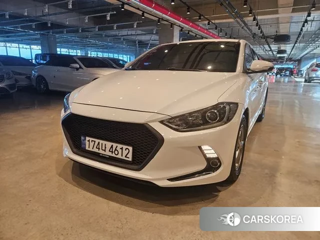 Hyundai Avante AD 2018 Белый из Кореи