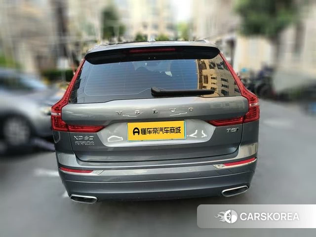 Volvo XC60 2021 Темно-серый из Китая