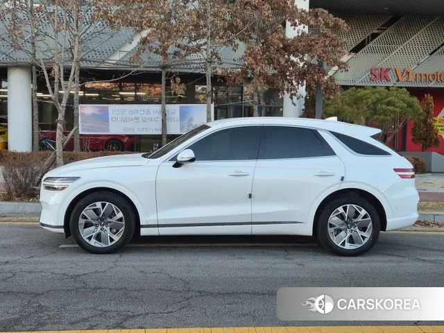 Genesis Electrified GV70 2022 Черный из Кореи