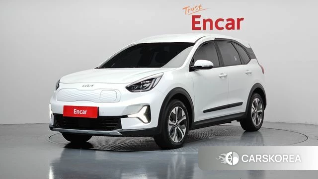 Kia Niro Plus 2023 Белый из Кореи