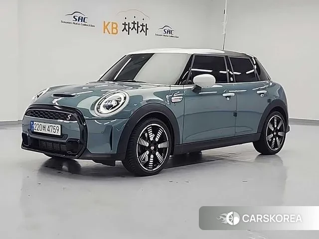 Mini Cooper S 2023 Небесно-голубой из Кореи