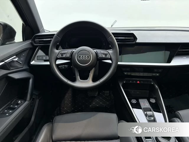 Audi A3 2023 Зеленый из Китая