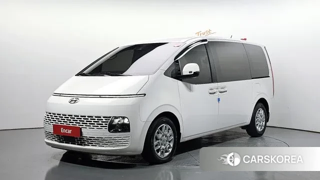 Hyundai Staria 2022 Белый из Кореи