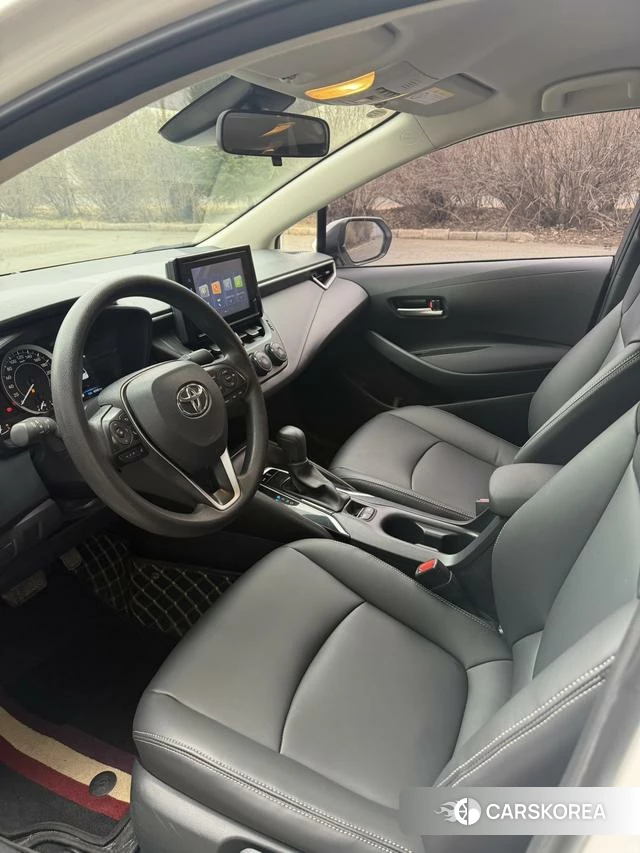 Toyota Corolla 2023 Белый из Китая