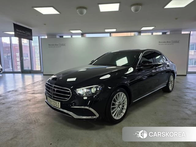 Mercedes-Benz E-Class W213 2022 Черный из Кореи