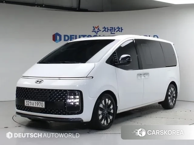 Hyundai Staria 2021 Белый из Кореи