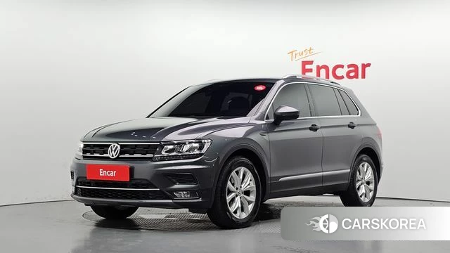 Volkswagen Tiguan second Generation 2020 Серый из Кореи