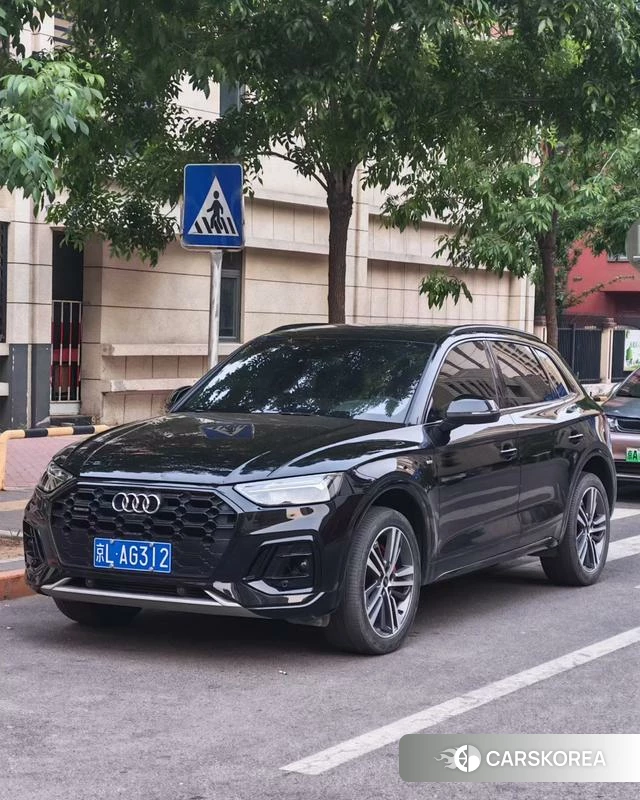 Audi Q5L 2024 Черный из Китая