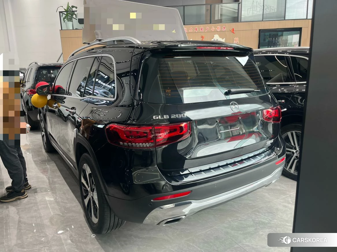 Mercedes-Benz GLB 2021 Черный из Китая