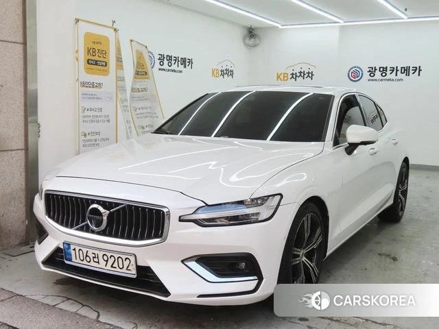 Volvo S60 3rd generation 2021 Белый из Кореи