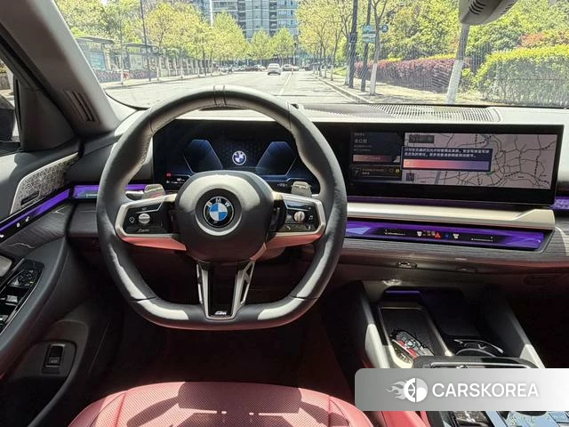 BMW 5 series 2025 Черный из Китая
