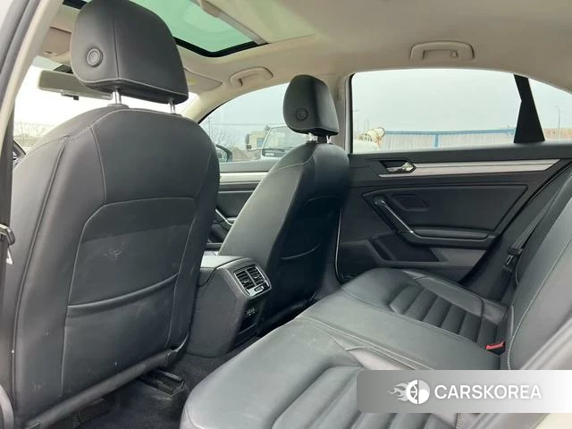 Volkswagen Lingdu 2018 Белый из Китая