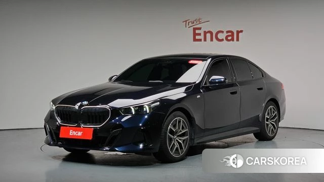 BMW 5 Series (G60) 2025 Черный из Кореи