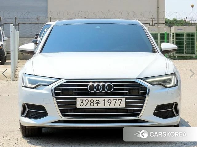 Audi A6 (C8) 2023 Белый из Кореи
