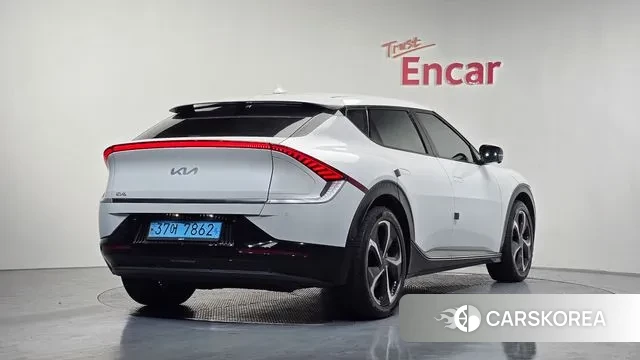 Kia EV6 2022 Белый из Кореи