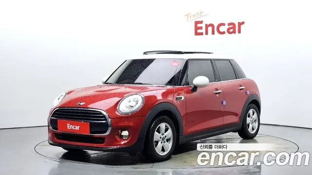 Mini Cooper D 2018 Красный из Кореи