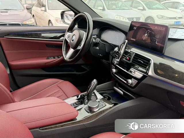 BMW 5 series 2021 Белый из Китая