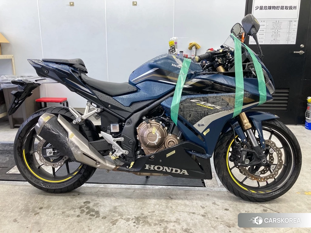 Проданный Honda CBR400R 2022 из Японии