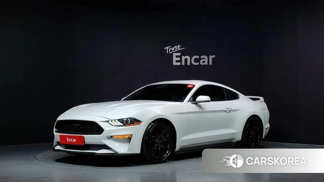 Ford Mustang 2018 Белый из Кореи
