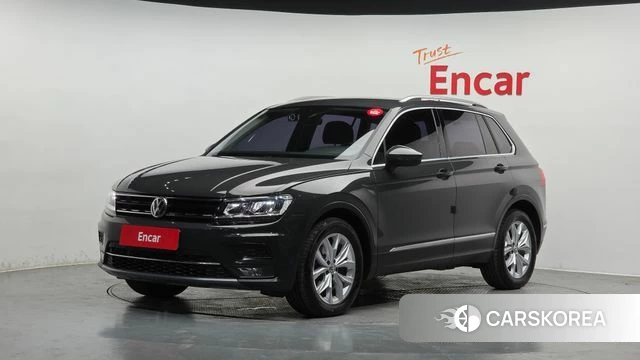 Volkswagen Tiguan second Generation 2018 Серый из Кореи