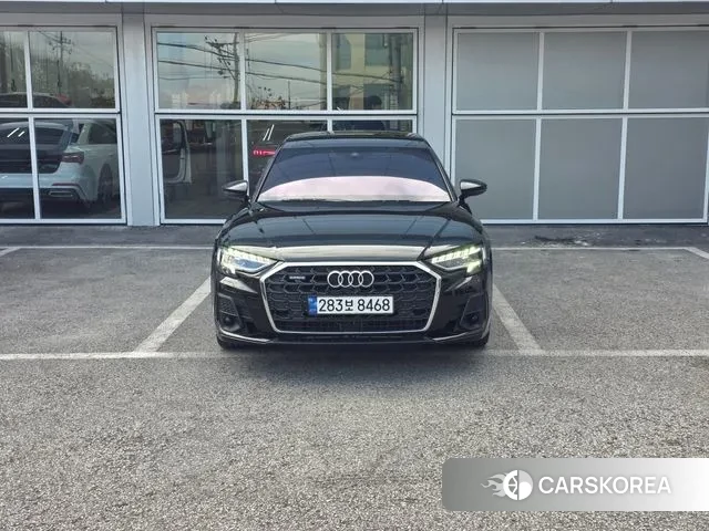 Audi A8 (D5) 2022 Черный из Кореи