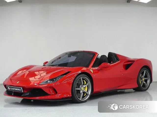 Ferrari F8 Spider 2020 Красный из Кореи