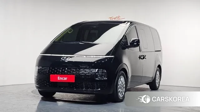 Hyundai Staria 2023 Черный из Кореи