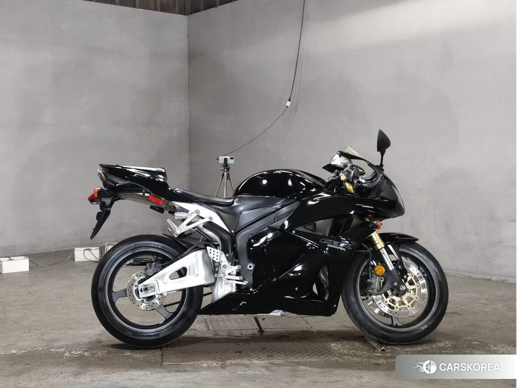 Проданный Honda CBR600RR 2014 из Японии, фото 2