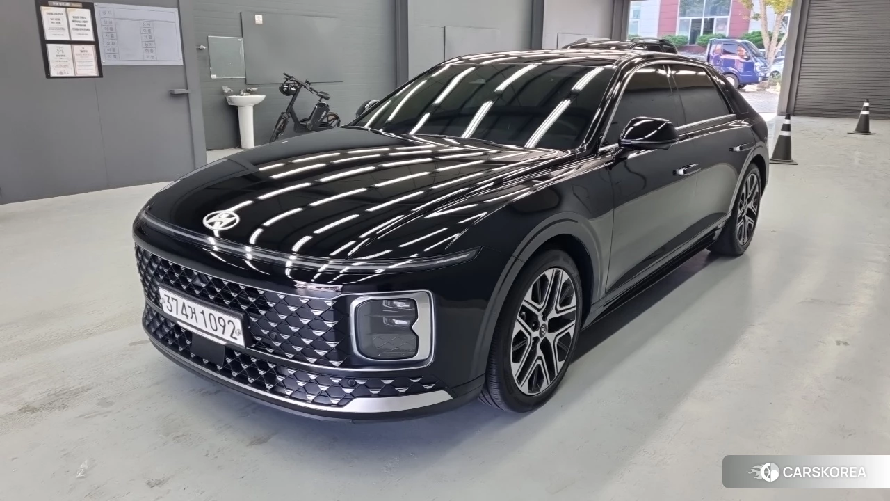 Hyundai Grandeur (GN7) 2023 Черный из Кореи