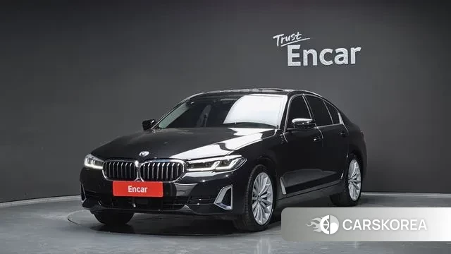 BMW 5 Series (G30) 2023 Черный из Кореи