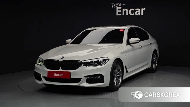 BMW 5 Series (G30) 2018 Белый из Кореи