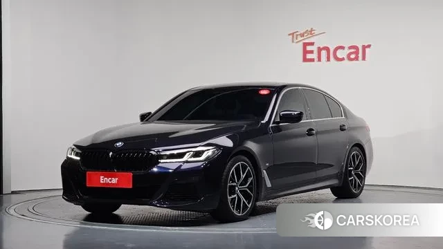 BMW 5 Series (G30) 2020 Черный из Кореи