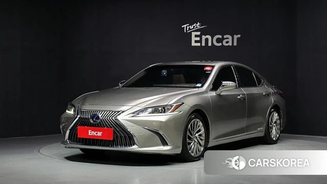 Lexus ES300h 7th generation 2019 Песочный из Кореи