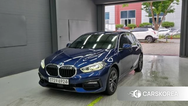 BMW 1 Series (F40) 2020 Синий из Кореи