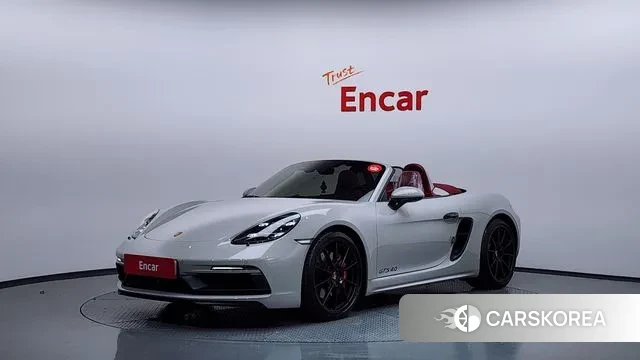 Porsche 718 Boxster 2024 Серебряный из Кореи